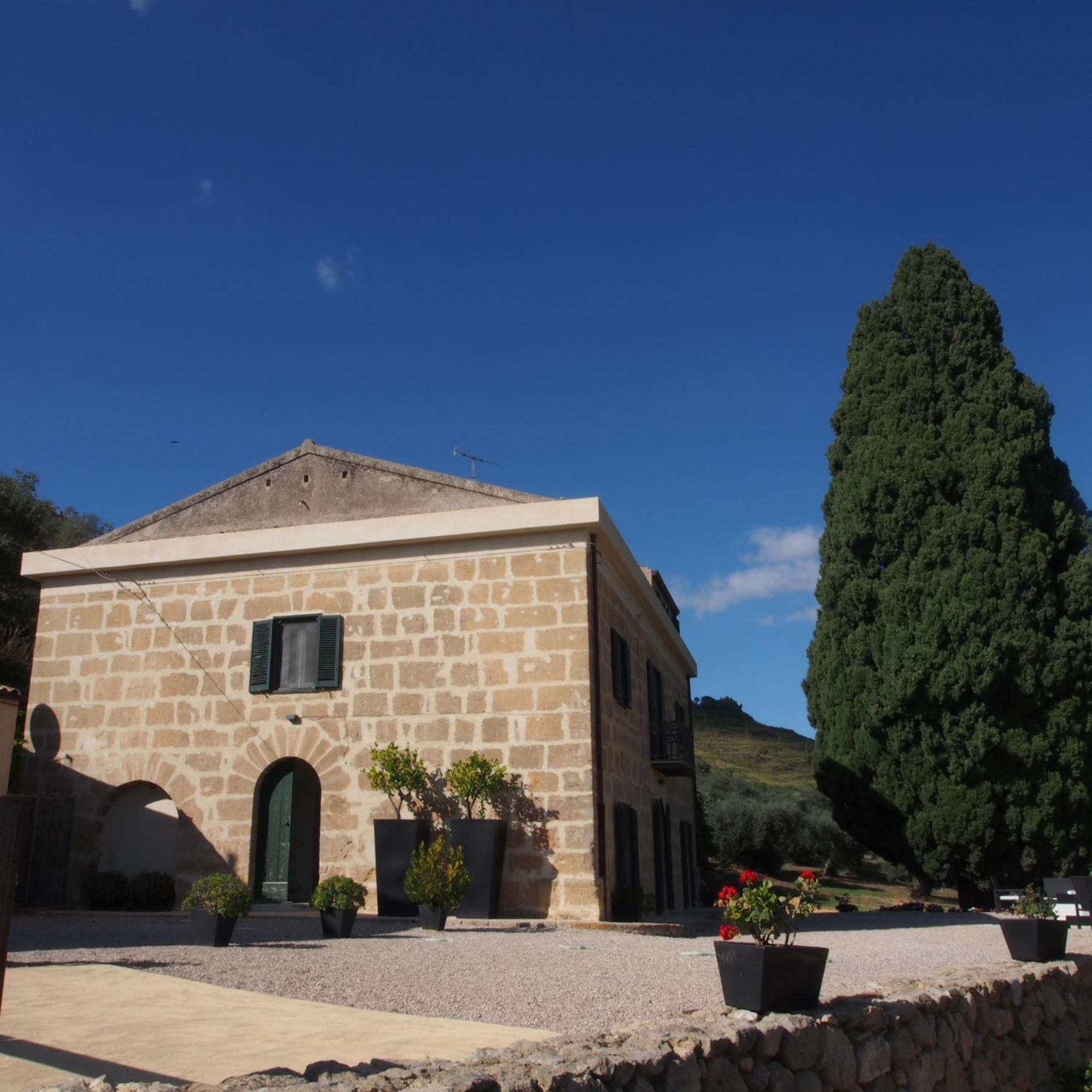 La Casa Del Poeta - Pergusa 3* Enna