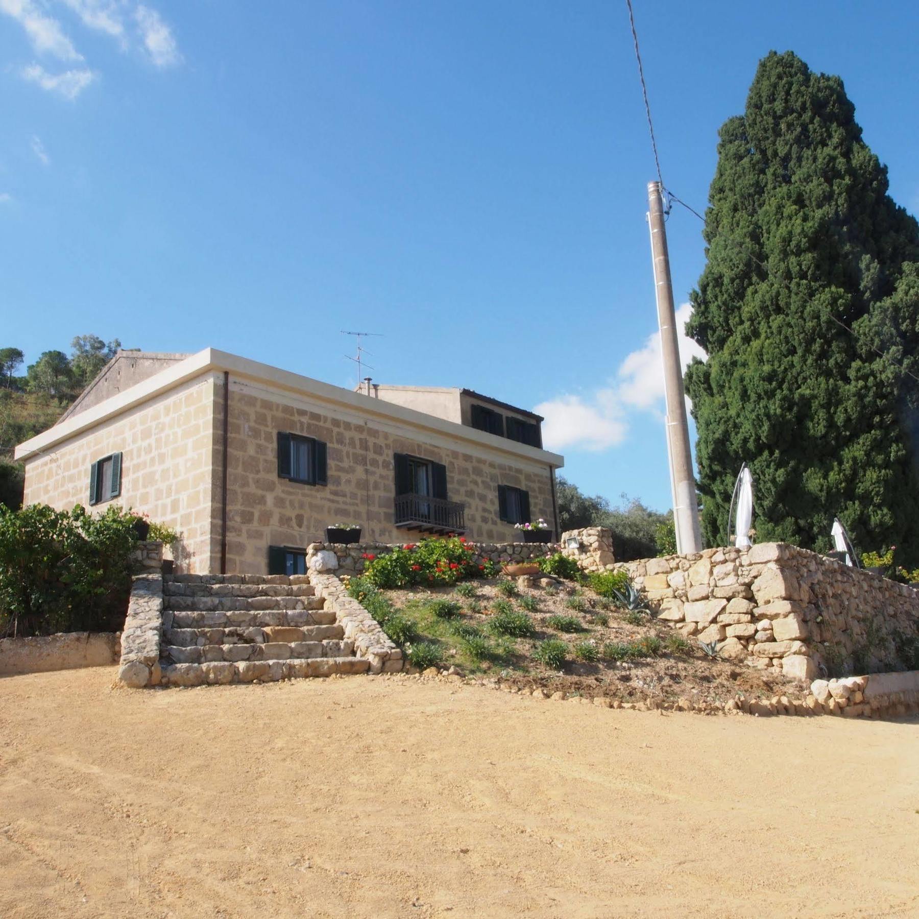 Bed & Breakfast La Casa Del Poeta - Pergusa Enna